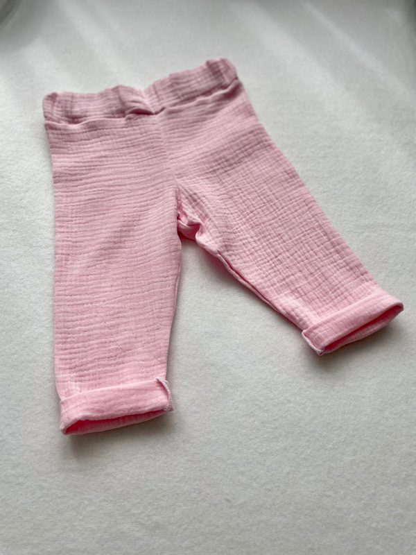 Pantaloni din Muselina