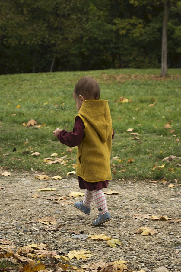 Vestă din Lână Fiartă cu glugă